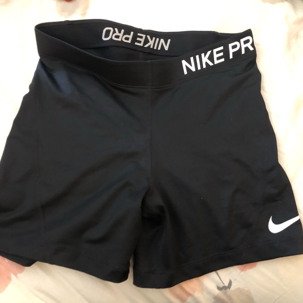 BRAND NEW: Nike pro spandex